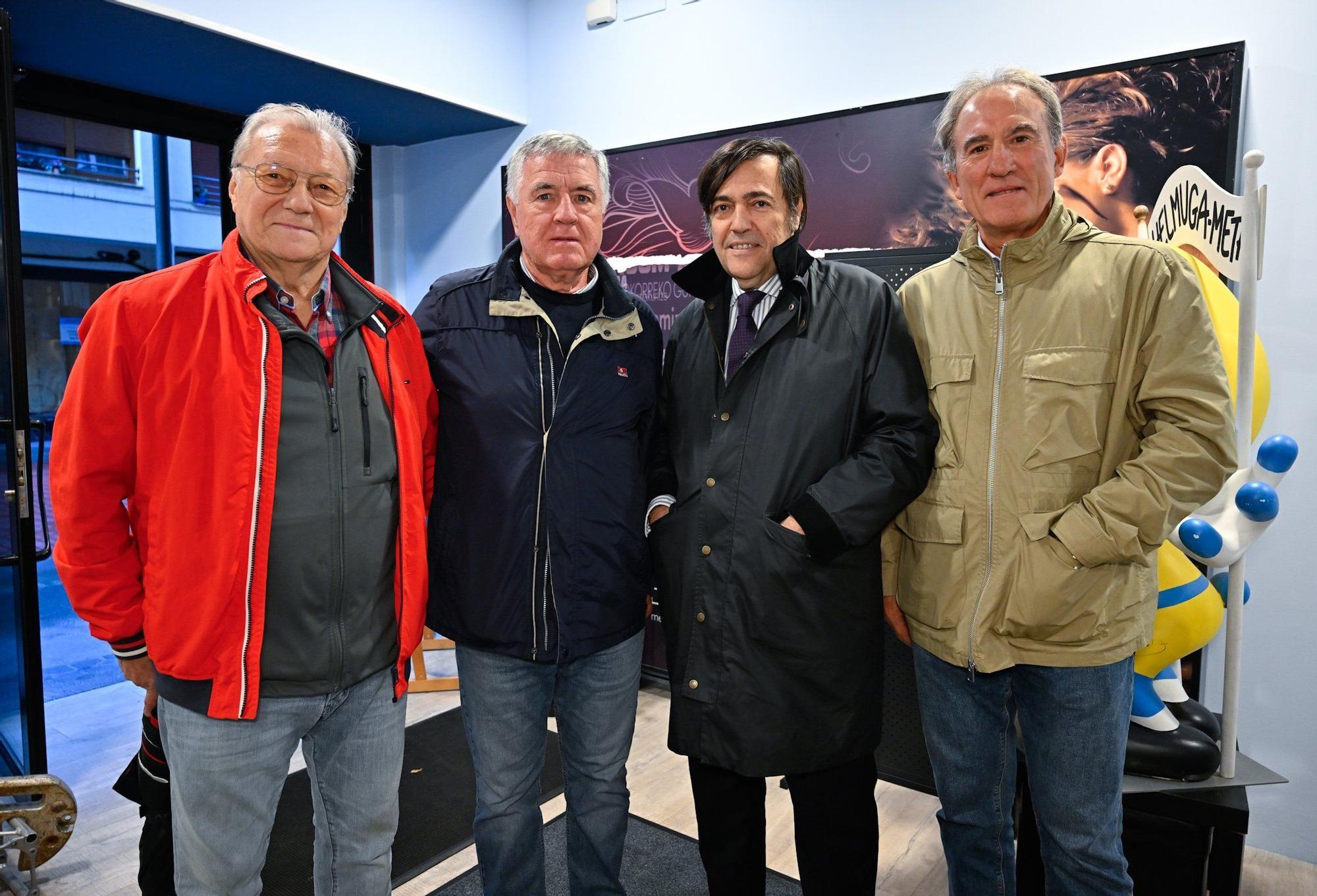 Manolo Delgado, Pablo Otaolea; el expresidente del Athletic, Fernando García Macua y Andoni Goikoetxea.