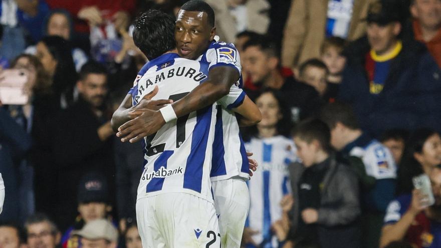 La Real Sociedad busca consolidar otra buena racha ante el Barça