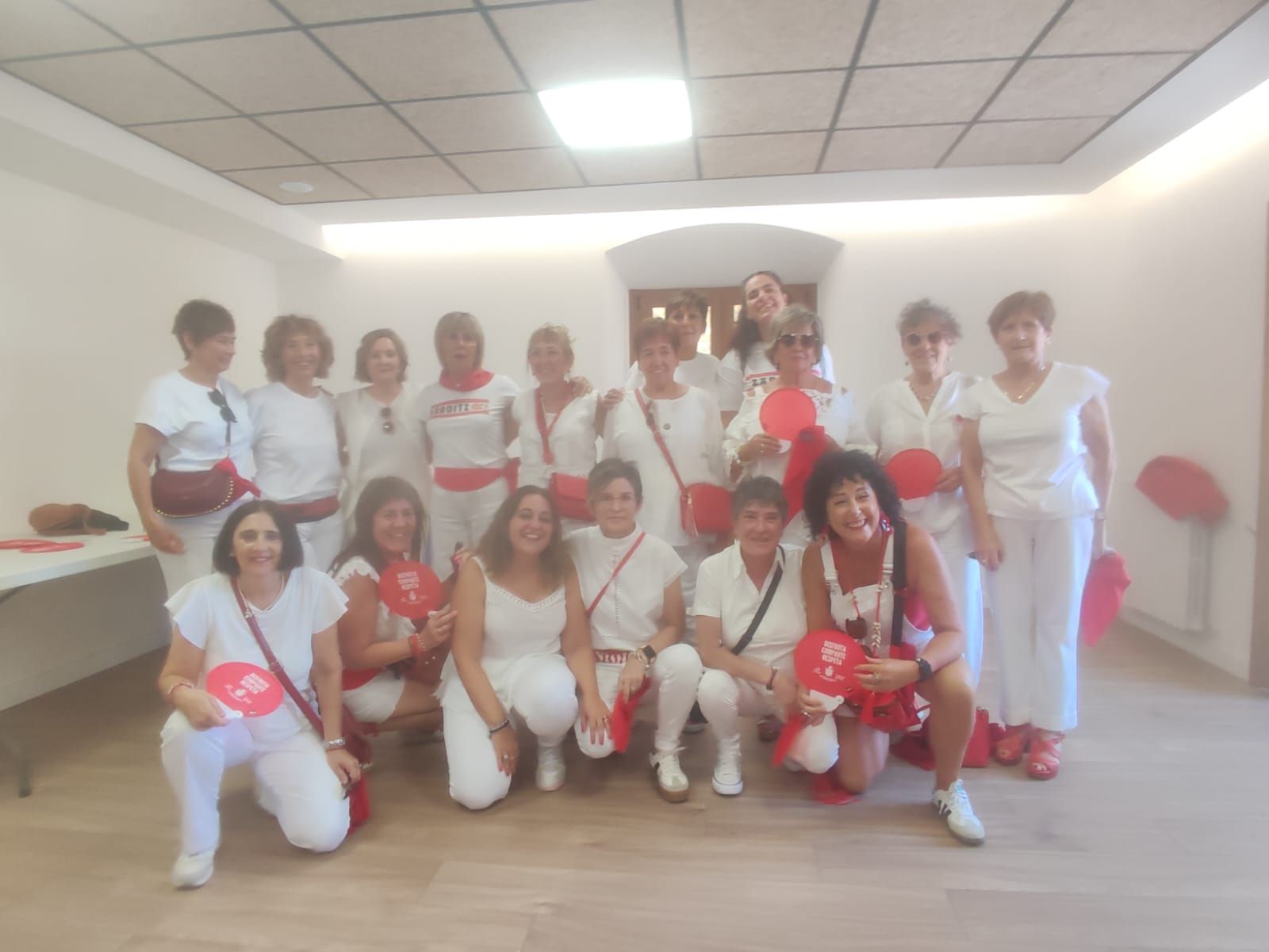 Fotos del cohete de fiestas de Arróniz 2025