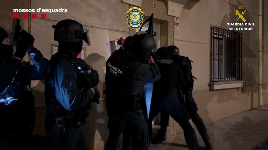 Desarticulada una red transnacional de trata de seres humanos con fines de explotación sexual y liberadas ocho mujeres