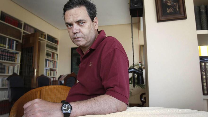 El poeta Rafael López de Ceráin.
