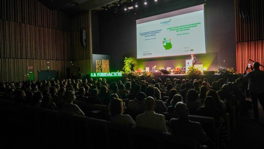 El XXV Congreso de Seguridad y Salud Laboral de  La Fundación San Prudencio pone el foco en el  riesgo invisible del consumo de medicamentos  en el trabajo