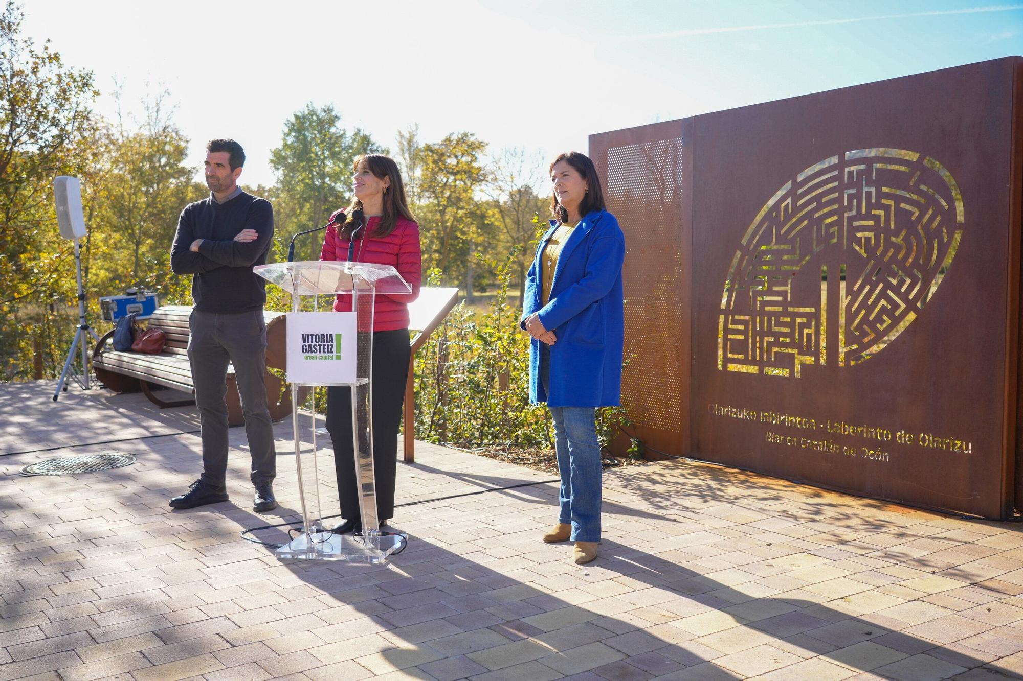 En imágenes: Inauguración del nuevo laberinto vegetal de Olarizu