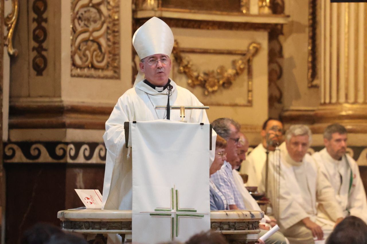 La misa de La Salve, en imágenes