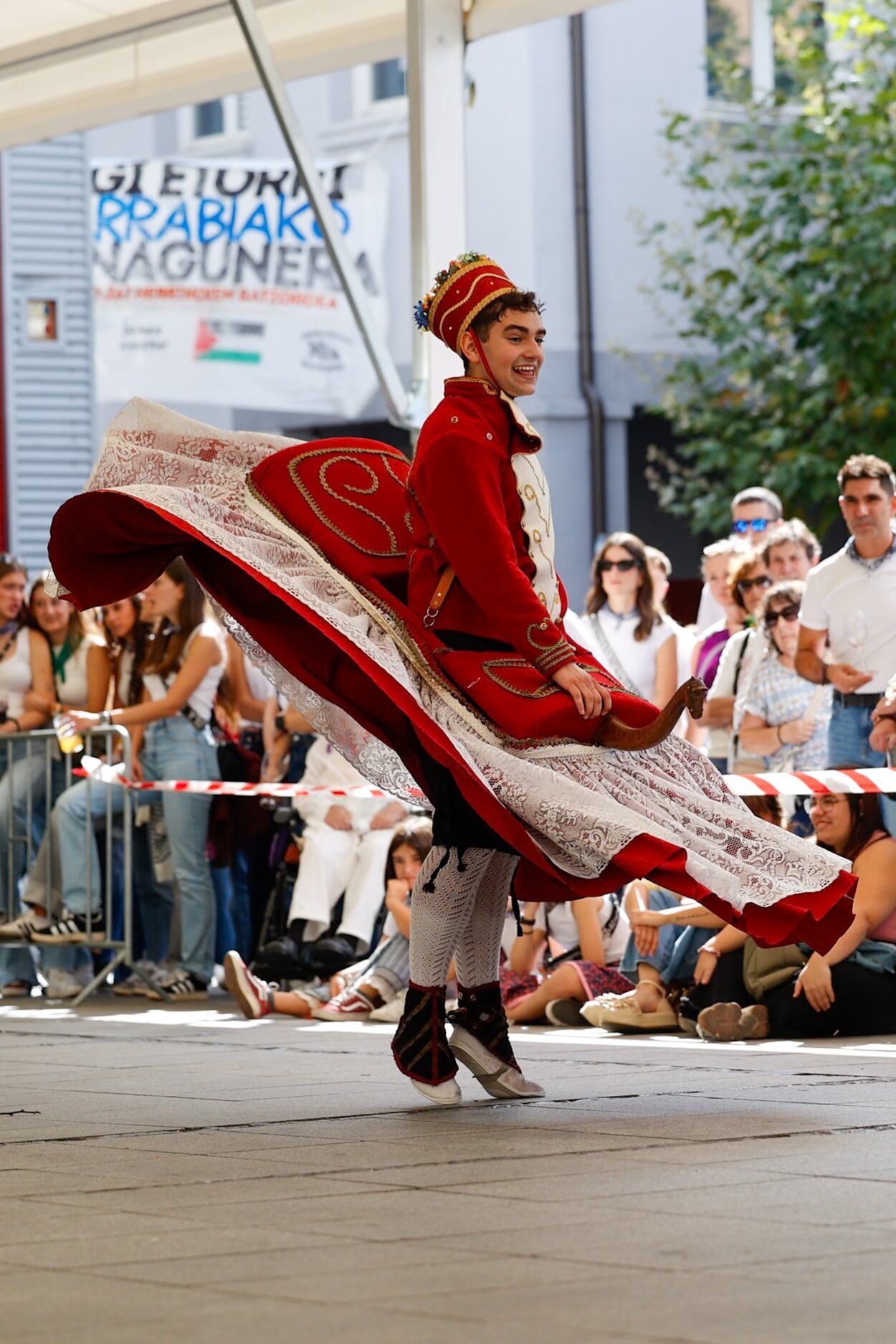 Fotos del chupinazo de fiestas de Villava-Atarrabia