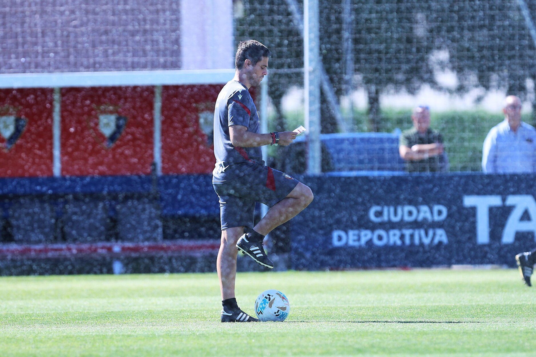Fotos del entrenamiento de Osasuna (03/09/2025)