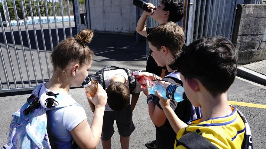 El calor asfixia al colegio Pagasarribidea: “Si ahora estamos así, no queremos imaginar en junio”