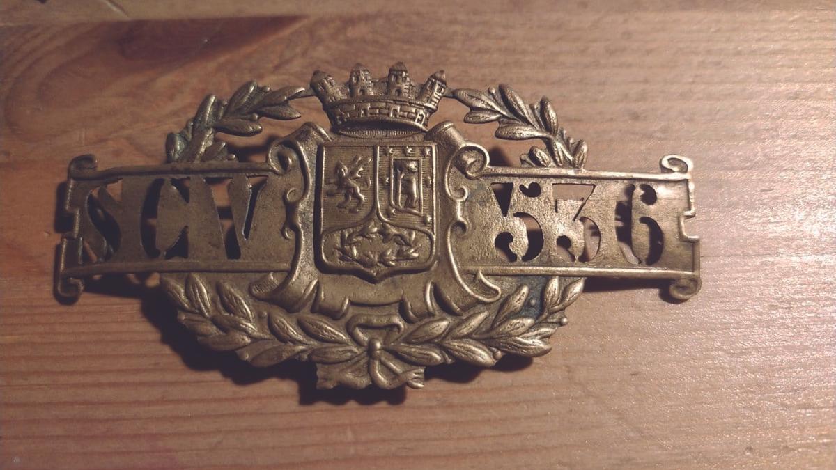 Placa de gorra de Sereno de Comercio y Vecindad