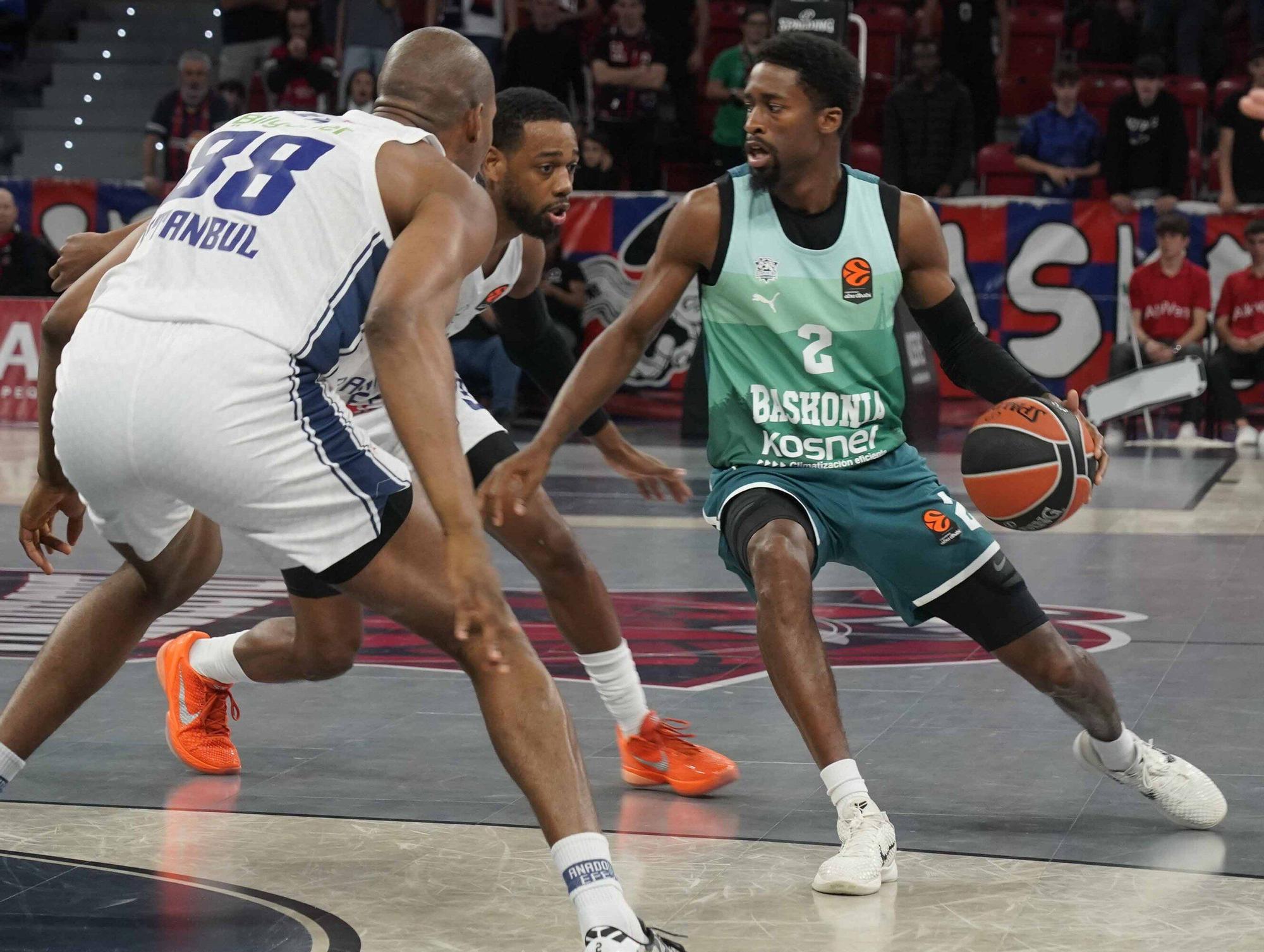 Las mejores imáganes del Baskonia 86-75 Anadolu Efes