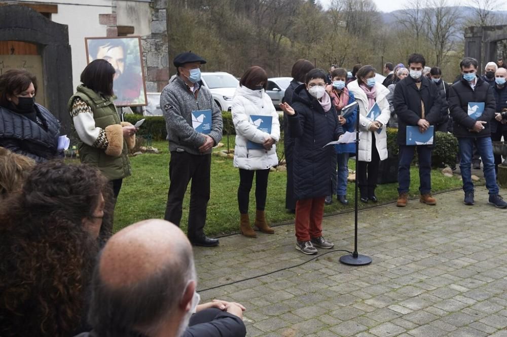 Homenaje a Mikel Zabalza.