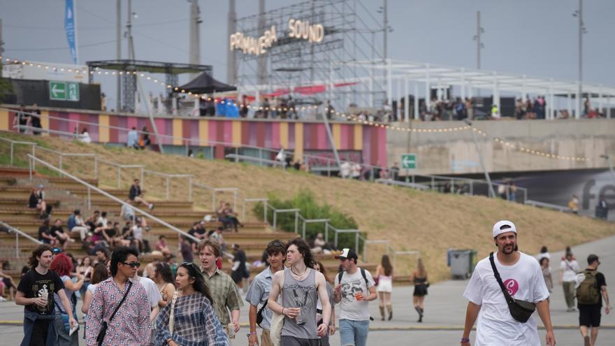 Phoebe Bridgers, Doechii, Massive Attack y Fontaines D.C. encabezan el Primavera Sound 2027