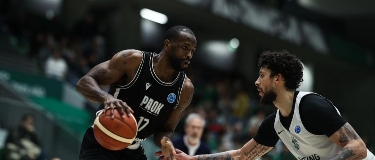 Marvin Jones, contra sus "hermanos" del Surne Bilbao