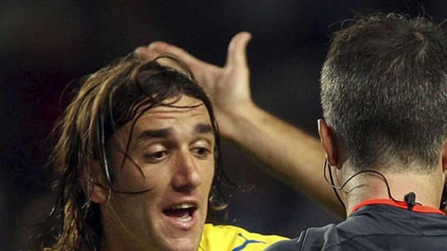 Gonzalo Rodríguez confirma su lesión de peroné vía Twitter