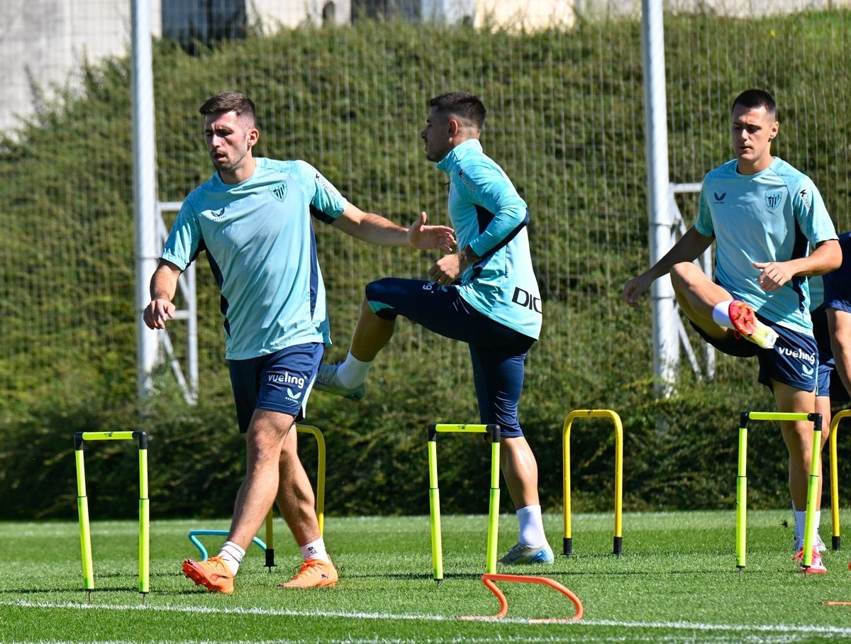 Entrenamiento del Athletic tras el partido ante el Borussia