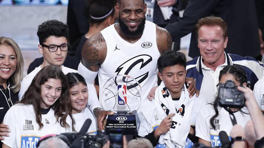 LeBron se corona en un duelo de mayor seriedad e intensidad