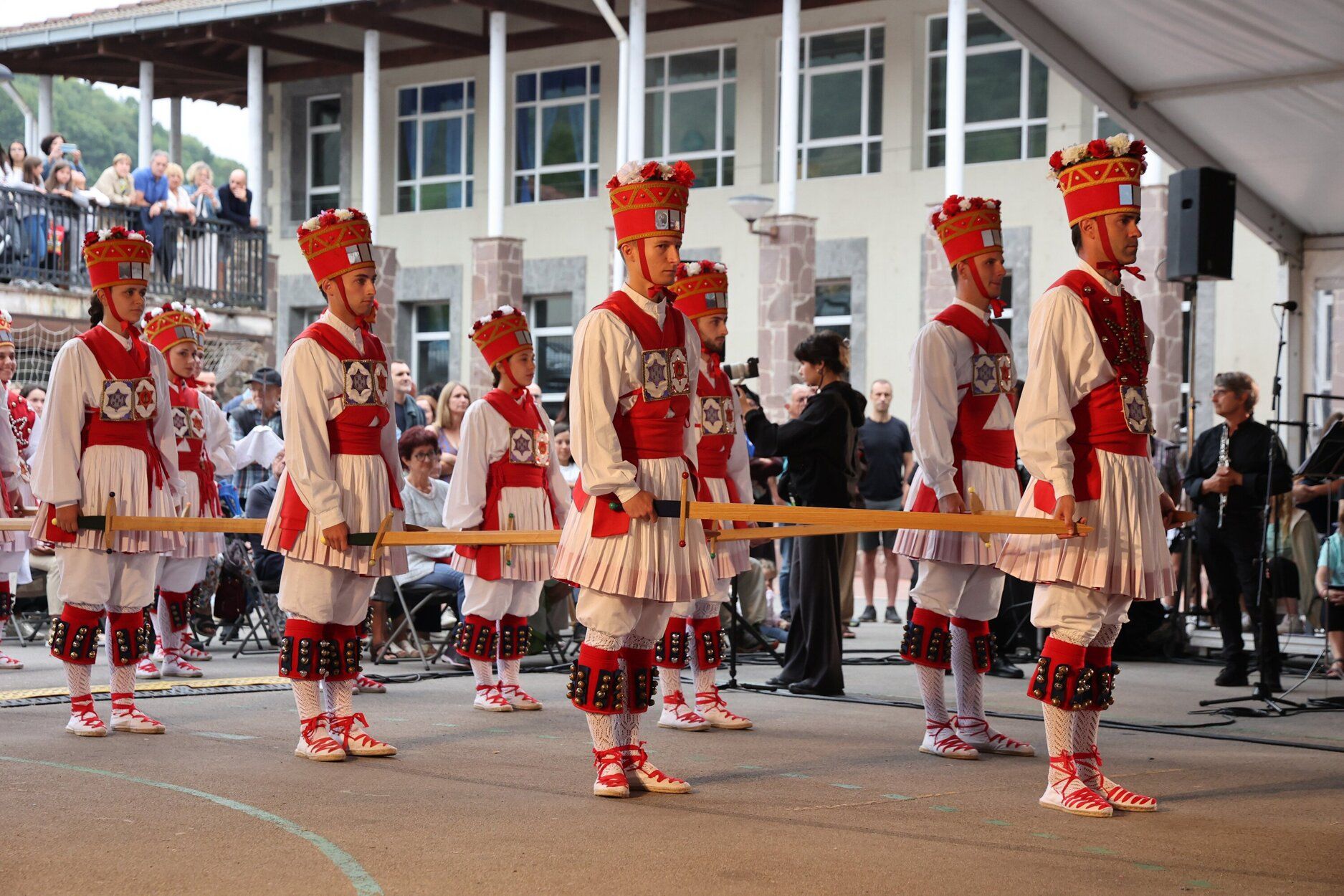 Sin mugas, pero con música y danzas, para celebrar los 1.000 años de &#039;Ipuskoa&#039; en Berastegi
