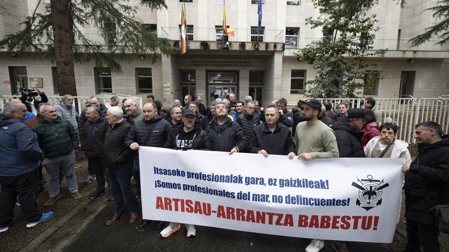 Los pescadores vascos ven "inasumibles" las medidas del reglamento de control de la UE