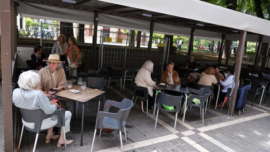 Control de terrazas: 52 propuestas de sanción en Pamplona solo en la primera semana