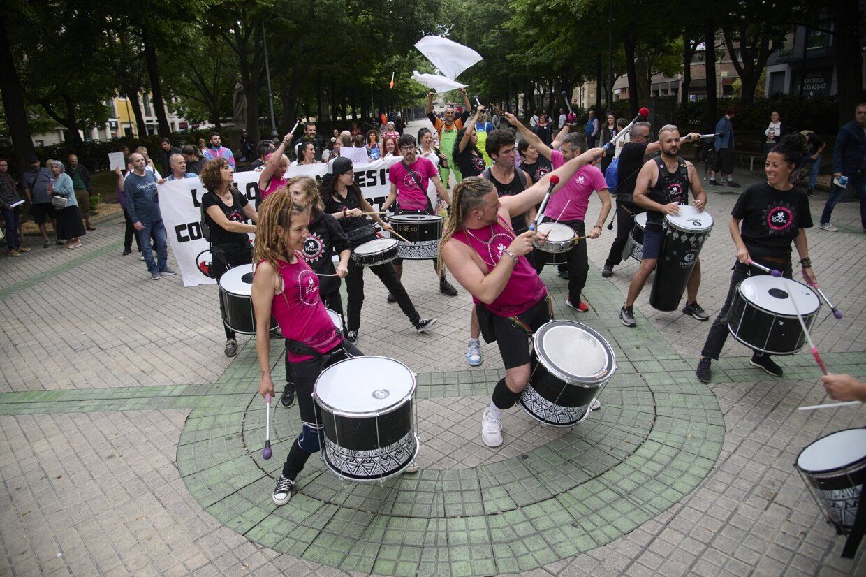 Manifestaciones y concentraciones ante el Parlamento de Navarra