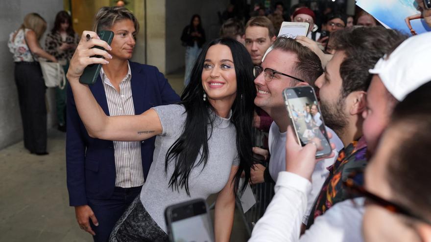 Katy Perry, investigada en Australia por presunta agresión sexual