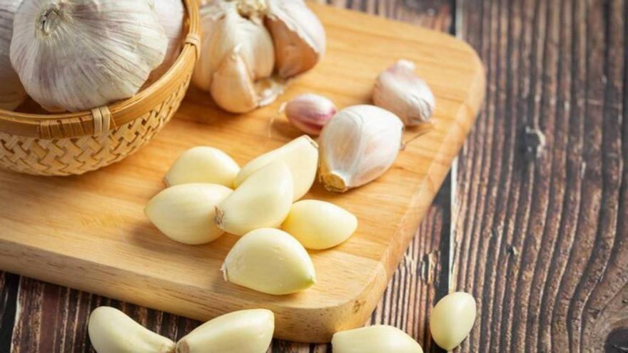 Esto le pasa a tu cuerpo si comes ajos a diario