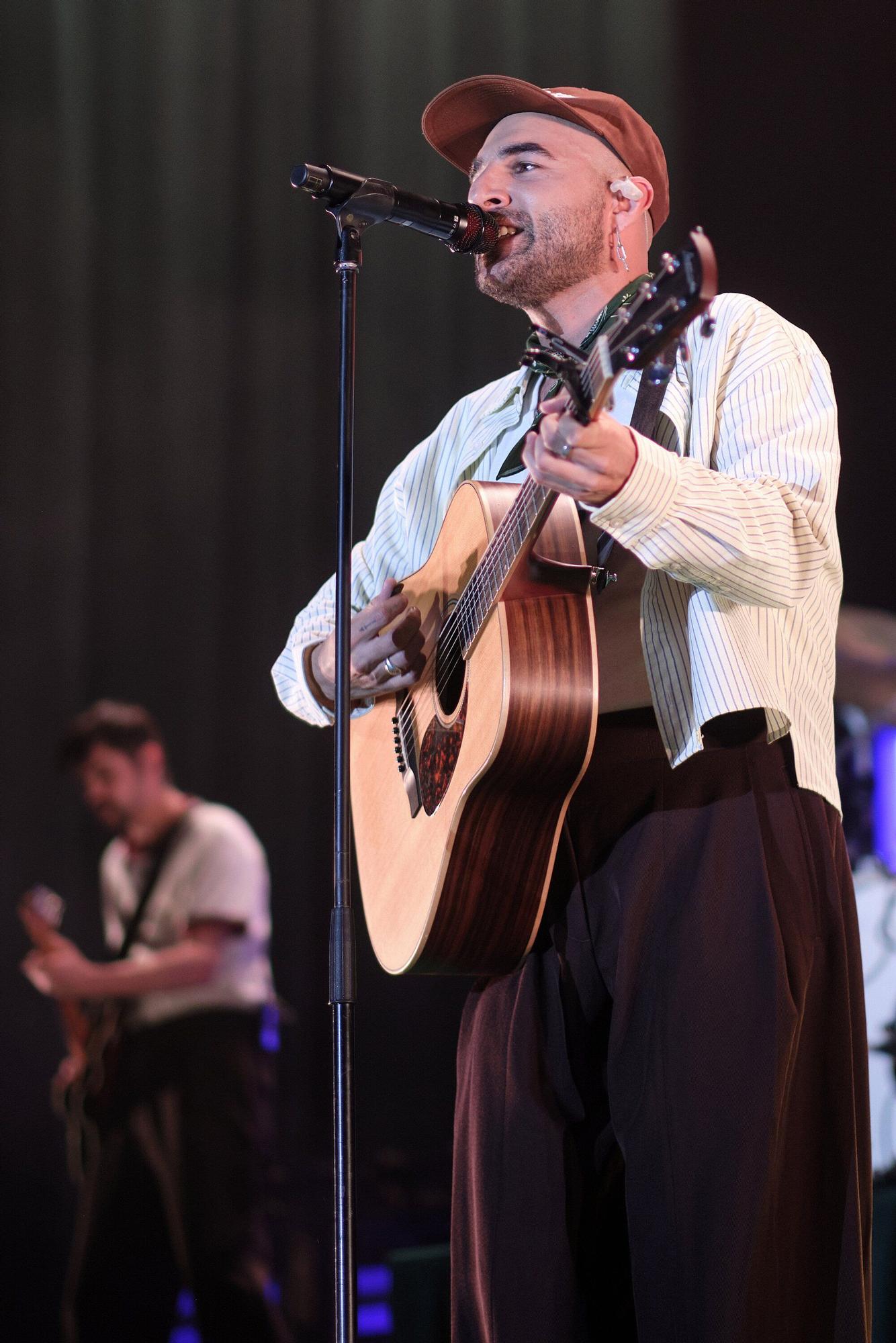 Fotos de concierto de Nil Moliner en el Navarra Arena