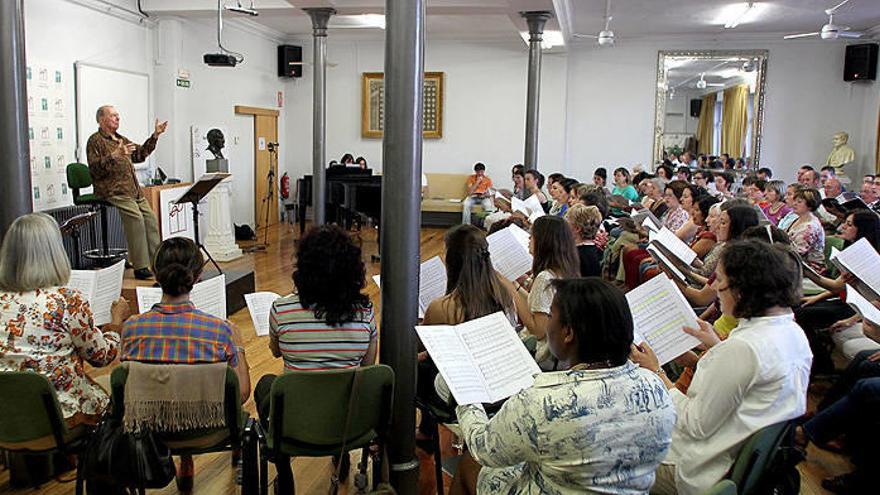 Fallece en Iruñea el director de orquesta Rafael Frühbeck de Burgos