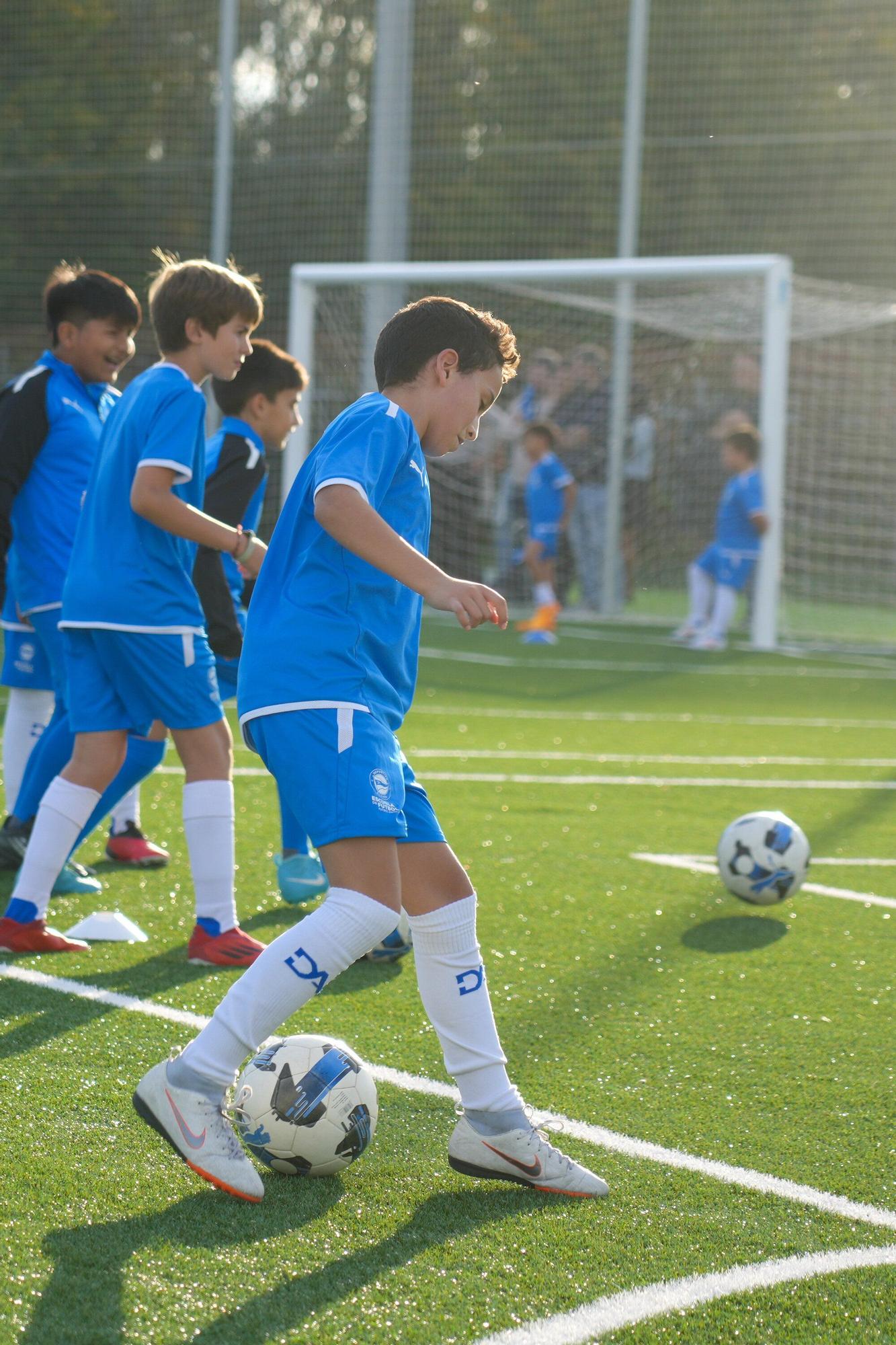 En imágenes: Comienza el curso en la Escuela de Fútbol del Alavés