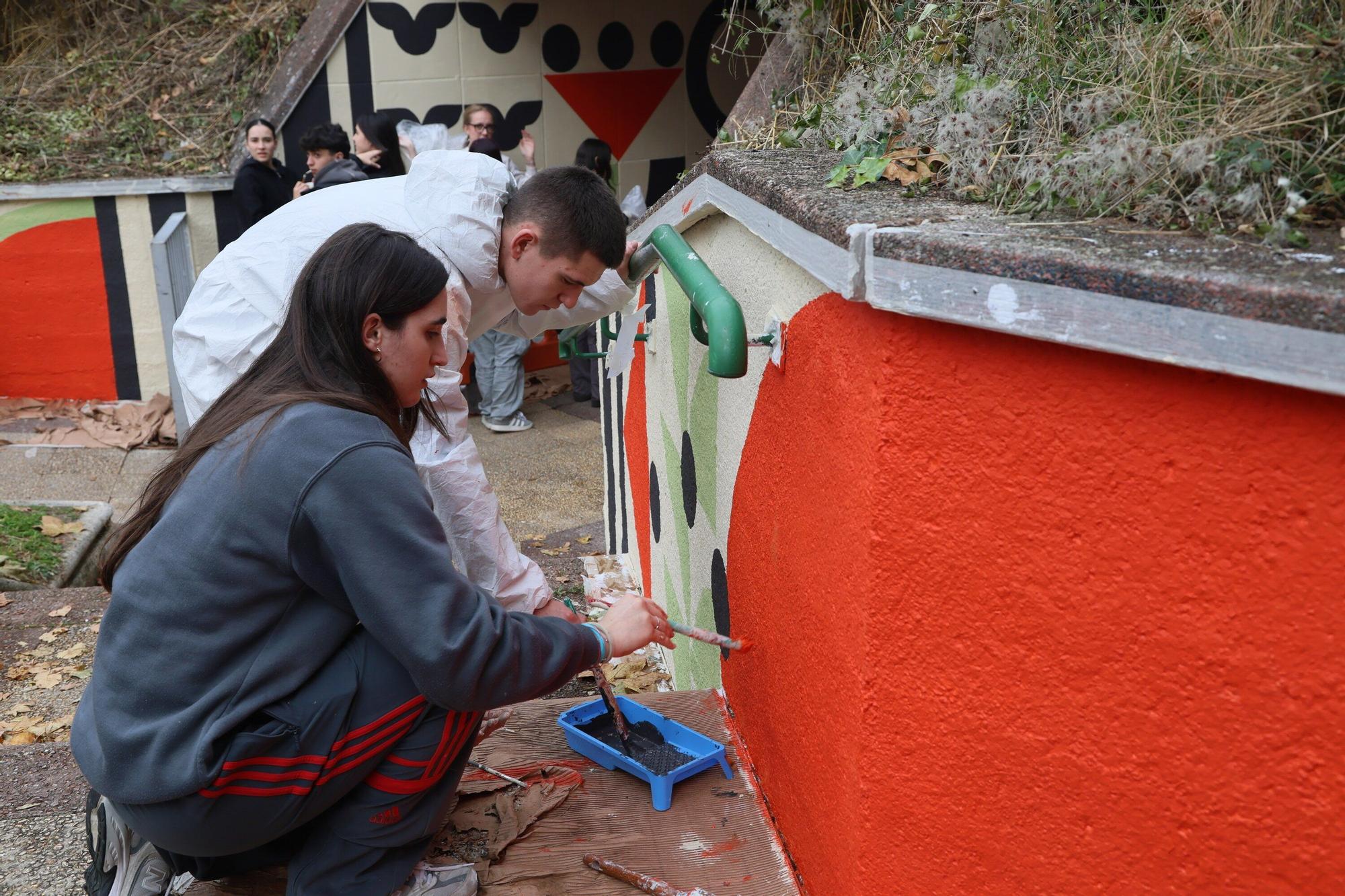 En imágenes: El túnel de Teodoro Dublang renueva su imagen gracias al alumnado de IDarte