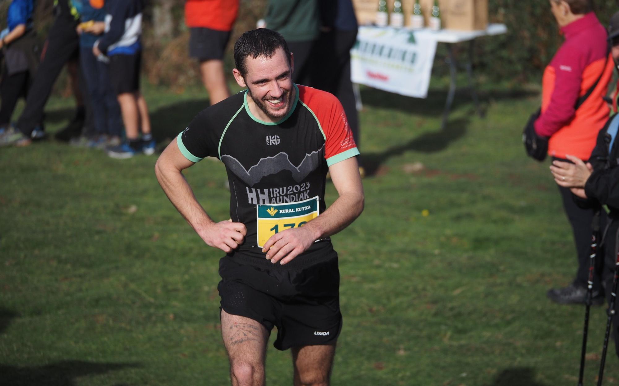 La llegada de los corredores a Karakate, en imágenes