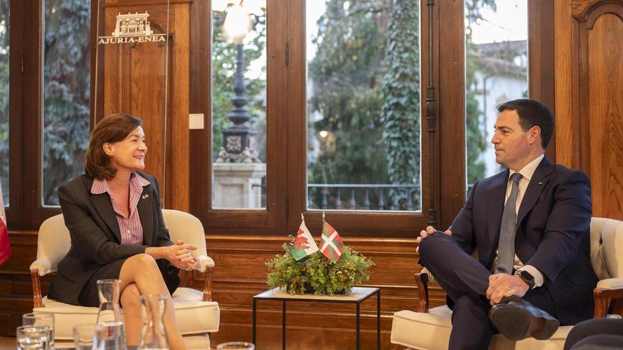 Euskadik eta Galesek beren aliantza estrategikoa indartu dute erronka globalei aurre egiteko