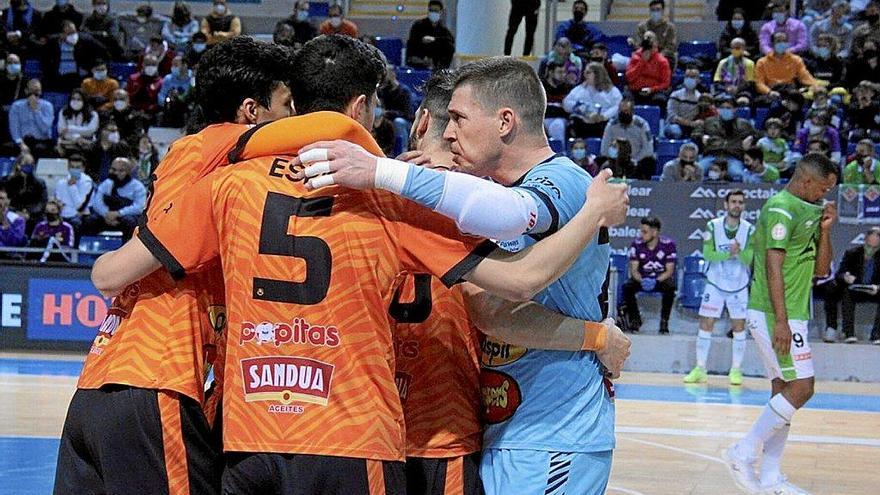 Los jugadores del Aspil Jumpers, celebrando su gol. Foto: Ribera Navarra