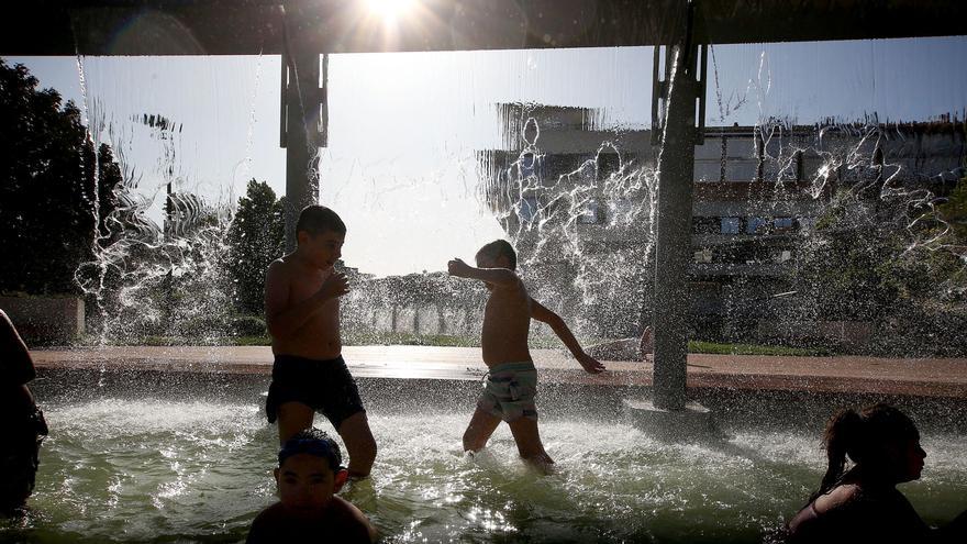 El calor no da tregua a Navarra en un domingo bajo la amenaza de tormentas secas