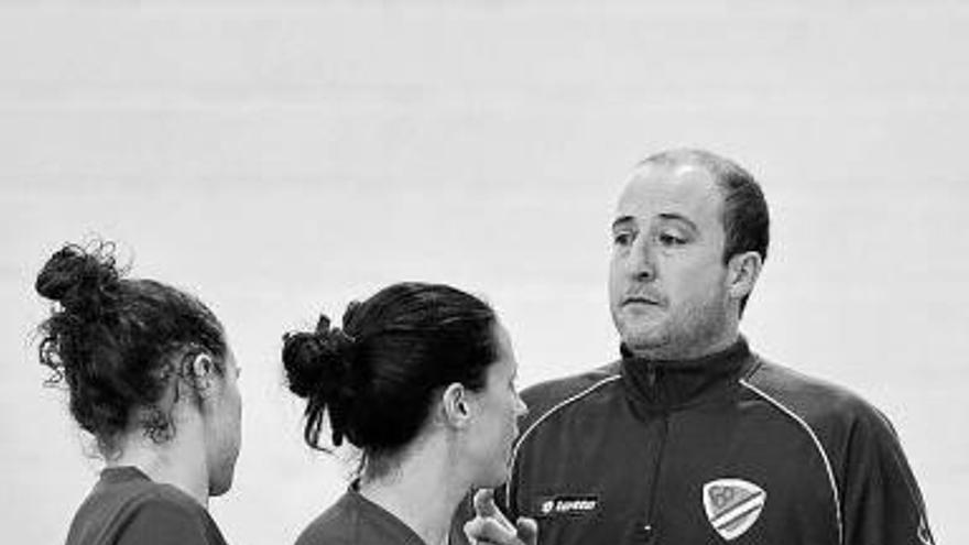 El Lacturale comienza con derrota