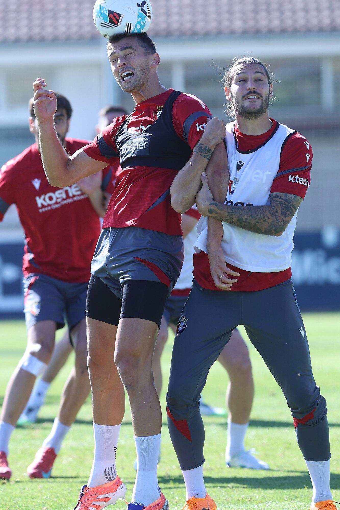 Fotos del entrenamiento de Osasuna (martes 7 de octubre de 2025)