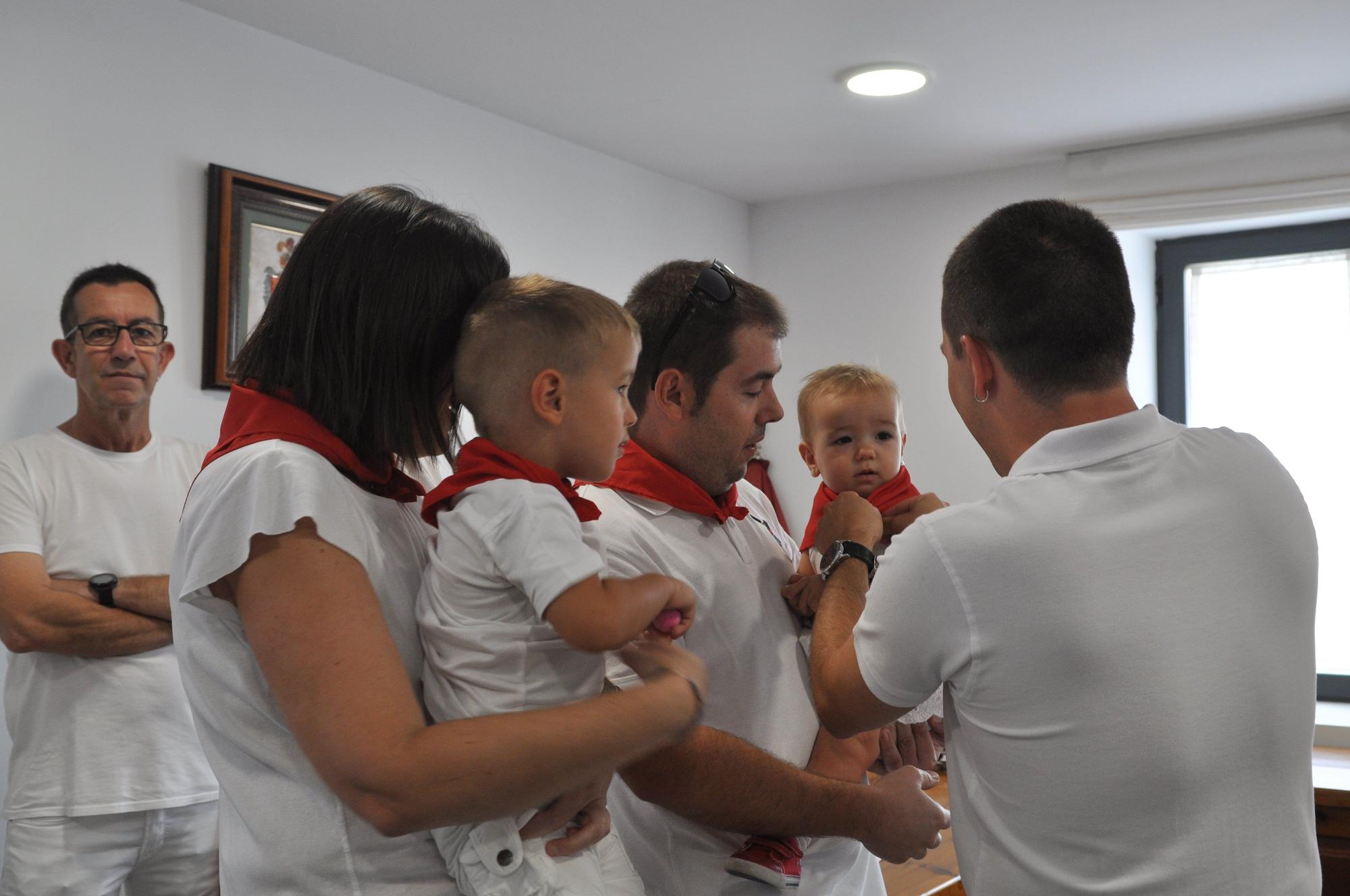 Fotos del txupinazo de las fiestas de Pueyo