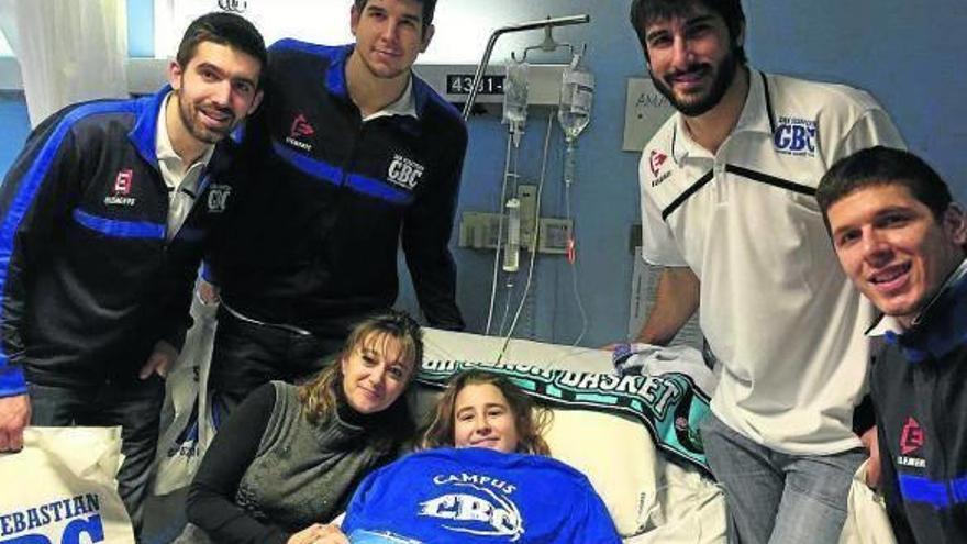 Visita a los niños del Hospital Donostia