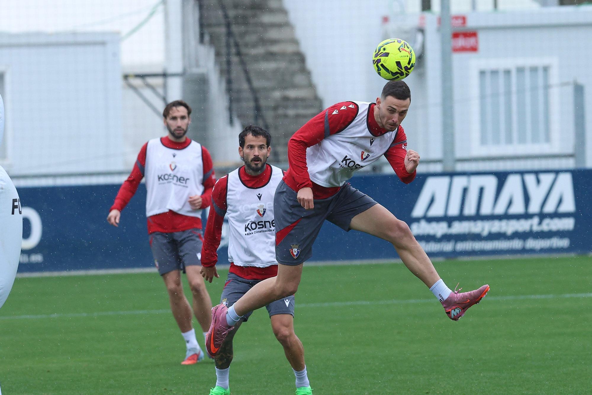 Entrenamiento de Osasuna previo al viaje a Sevilla