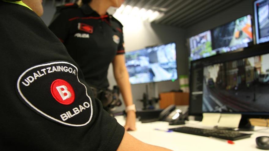 Cae en Bilbao una banda especializada en estafas bancarias