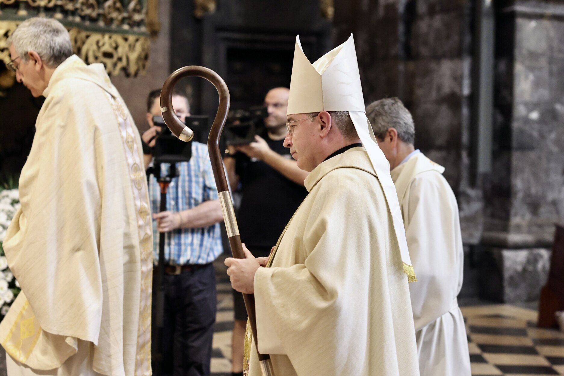 Procesión de autoridades en Azpeitia con motivo de San Inazio Bigarrena