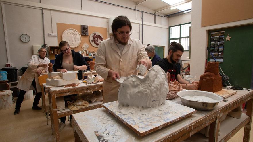 La Escuela de Arte de Pamplona se enriquece con sus Encuentros de Creadoras/es