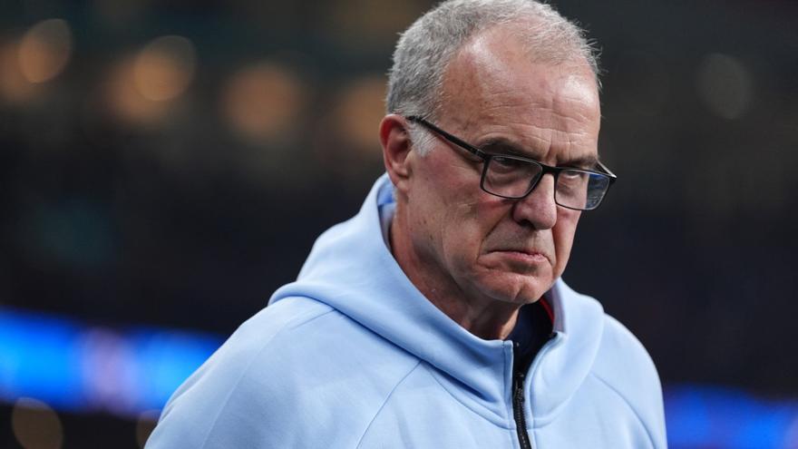 Bielsa carga contra las pausas de hidratación
