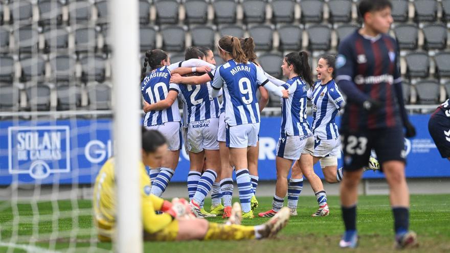 La Real se lleva el derbi ante el Eibar (3-0)