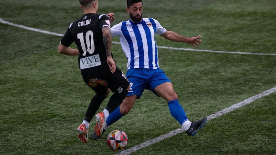 El Izarra pierde una oportunidad de oro