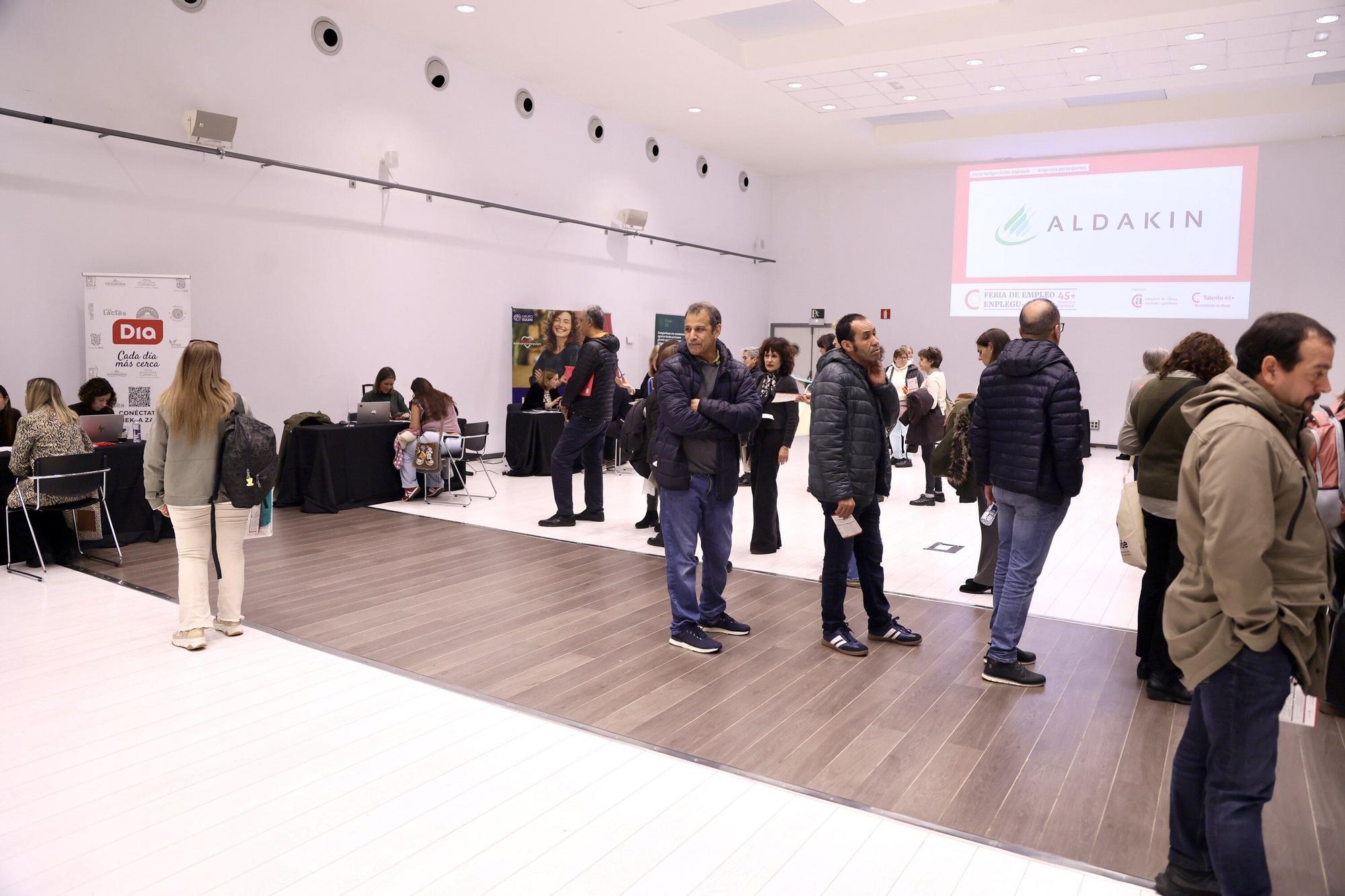 En imágenes: El Europa acoge la Feria de Empleo +45