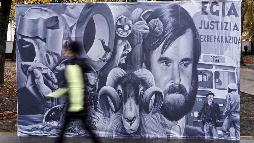 Llega a Pamplona la exposición itinerante &#039;40 años en memoria de Mikel Zabalza&#039;