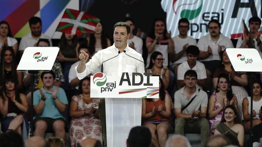 GALERIA | El PNV activa la maquinaria electoral en un gran acto en Durango