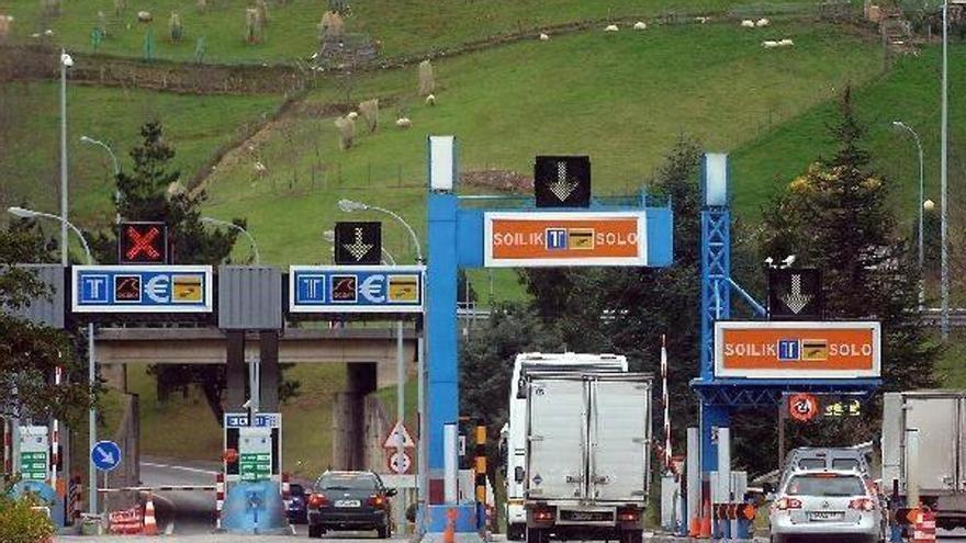 La entrada de Zarautz a la AP-8 en sentido Bilbao estará cerrada cinco noches por trabajos de renovación del peaje