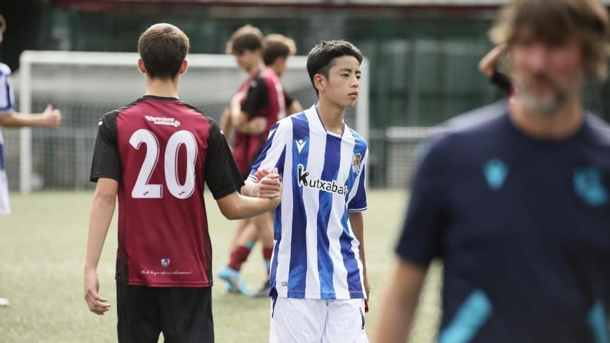 El hermano de Kubo deja la Real para estudiar en Japón