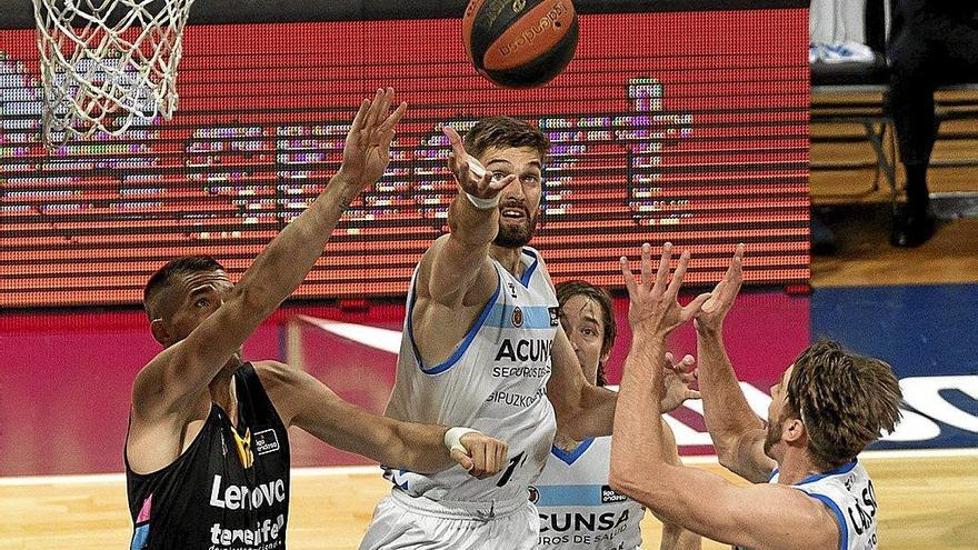 El Acunsa GBC se queda  al borde del descenso